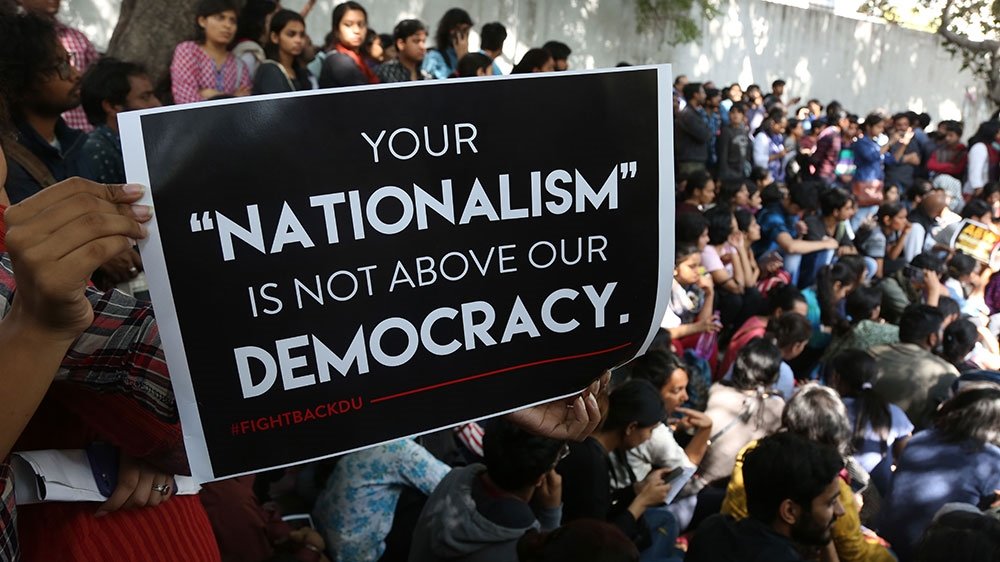 A crowd of journalists at the Press Club of India in New Delhi gathered to protest against the recent raids on NDTV, India’s oldest TV news channel, by the Central Bureau of Investigation. The government is silencing freedom of speech by criminalizing political activity as civil disobedience. Since the BJP government of Narendra Modi took office, new forms of censorship are proliferating (M. Prabhu, 2017).